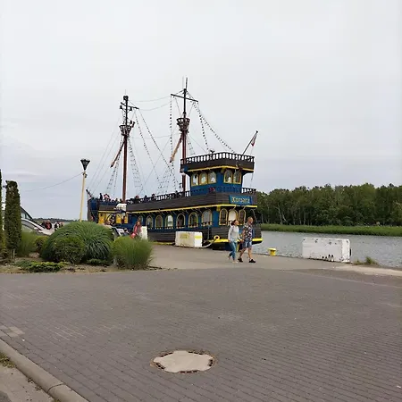 Dziwna Polnische Ostsee Mit Sauna Und Jakuzzi 2 Meter Hoher Zaun Haustiere Herzlich Willkommen *