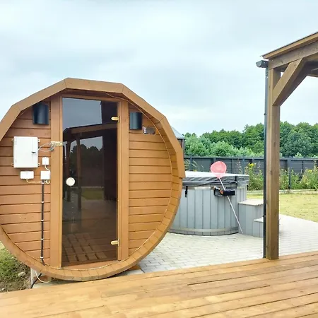 Dziwna Polnische Ostsee Mit Sauna Und Jakuzzi 2 Meter Hoher Zaun Haustiere Herzlich Willkommen بيت للعطل *