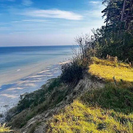 Dziwna Polnische Ostsee Mit Sauna Und Jakuzzi 2 Meter Hoher Zaun Haustiere Herzlich Willkommen بيت للعطل Sieroslaw (Kamien)